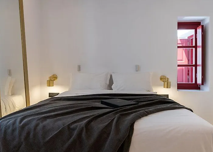 The Townhouse Mykonos فندق