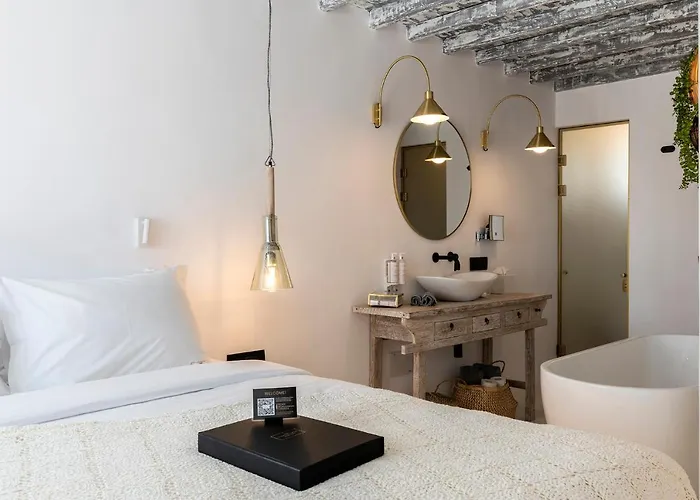 The Townhouse Mykonos 5*